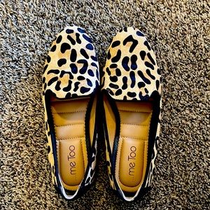 Gently used cool print flats ! Super comfy